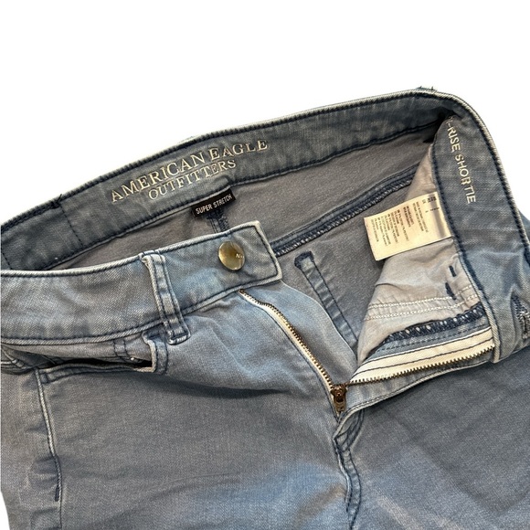 2/$20 American Eagle Outfitters Women's Highrise Denim Shorts - Picture 5 of 5